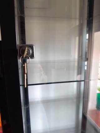 Estantería Klingsbo Cristal y Metal Negra