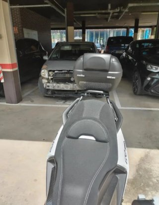 Wottan GT2 300 Maxi Scooter Blanca