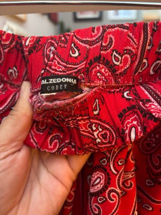 Conjunto Falda Larga Roja y Top Negro Talla M