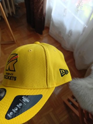 Gorra New Era Amarilla