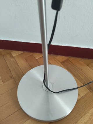 Lámpara de pie IKEA LERTSA brazo ajustable