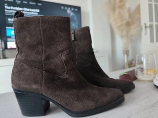 Botines de piel Parfois tacón ancho