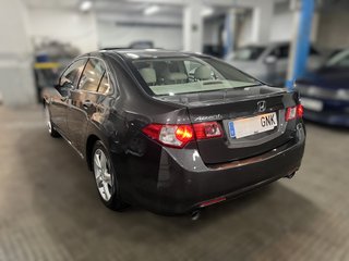 Honda Accord TOURER 2.4 i-VTEC Executive Piel