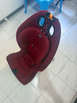 Silla de coche Chicco color rojo