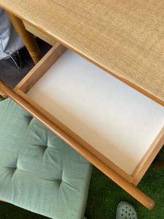Mesa de cocina con 4 sillas