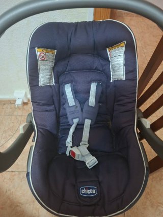Carro bebé 2 en 1: Silla y Capazo