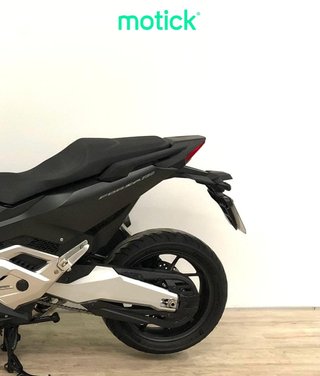 HONDA FORZA 750 (A)