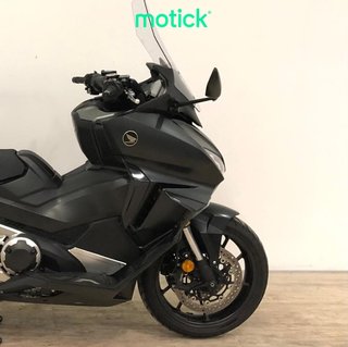 HONDA FORZA 750 (A)