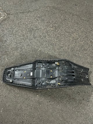 Asiento Aprilia Tuareg 660 Original