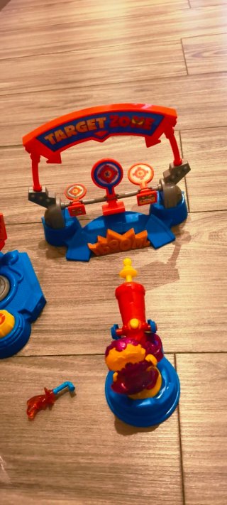 Super Zings Torre de Entrenamiento