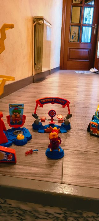 Super Zings Torre de Entrenamiento