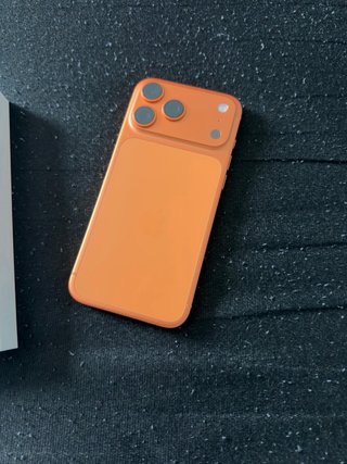 iPhone 17 Pro Max E-Sim Naranja Filmaker