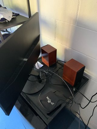 Monitor Lenovo L27i-28