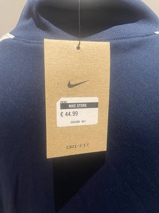 Sudadera deportiva Nike azul y blanca