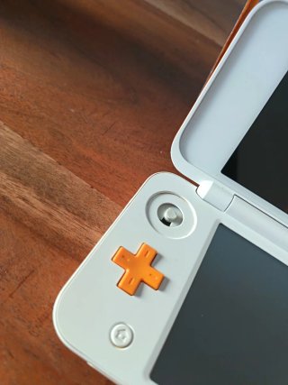 New Nintendo 2DS XL Bianco/Arancio