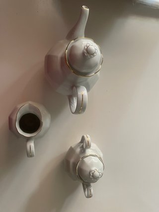 Juego cafetera, azucarero y jarra leche