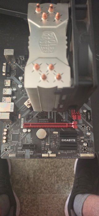 Placa Base GIGABYTE B365M H + Intel i5-9400F