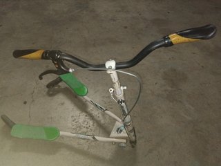 Patin de 3 ruedas blanco y verde