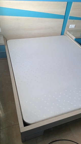 Cama 150cm y SOMIER