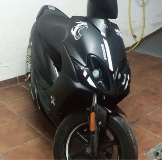 Yamaha Jog RR Negra