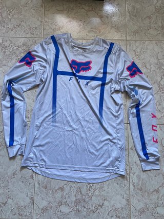 Pantalón Fox defend y camiseta MTB