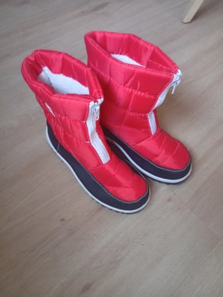 Botas de nieve para niño rojas