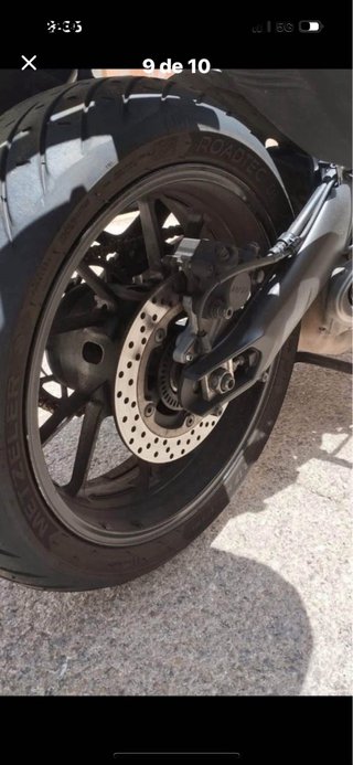 Yamaha MT-09 Roja - Cambio por coche
