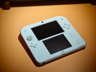 Nintendo 2DS Bianca/Rossa + SD