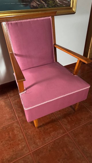 Butaca/Sillón Tapizado Tela y Madera