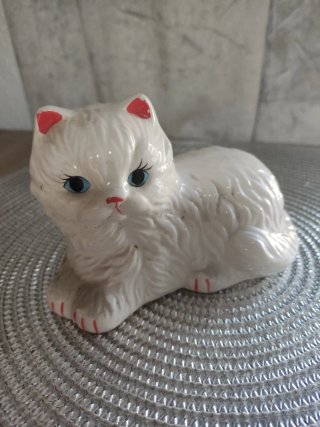 Figuras de porcelana de gatos