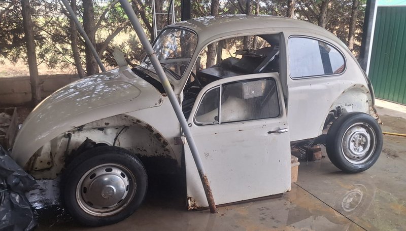 Volkswagen Beetle 1966 - foto 1