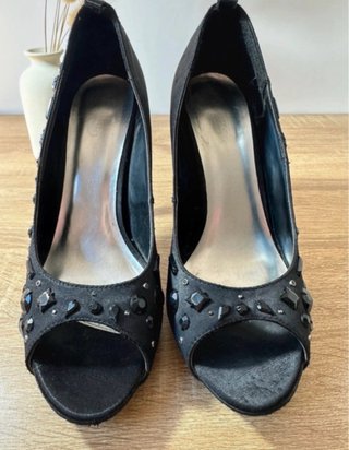 Zapatos de fiesta negros T-39