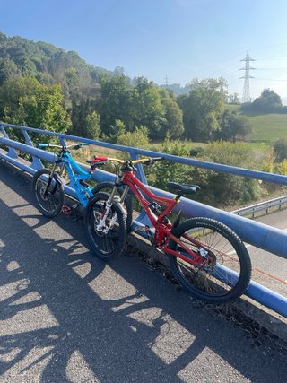 Bici Mongoose DH Talla 26