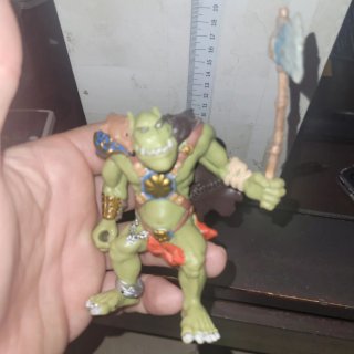 Figura Orcos Guerrero Hacha