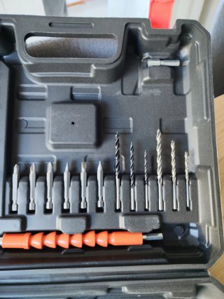 Taladro Atornillador con Batería y Maletín