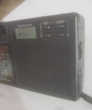 Radio despertador Grundig Cosmopolit