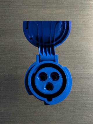 Adaptador Enchufe Chuko a CETAC 16 A