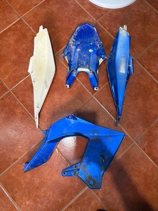 Kit 4 Chapas Derbi DRD Pro Azul/Blanco