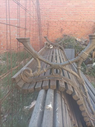 Banco madera teka antiguo