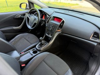 Opel Astra 1.7 CDTI 110 CV 2011