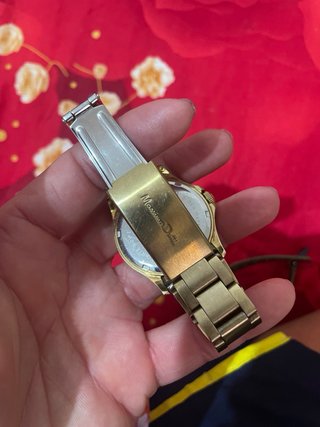 Reloj Massimo Dutti Dorado
