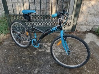 Bicicleta BTWIN 24 Azul y Negra