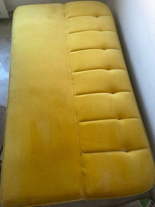 Sofá cama moderno terciopelo amarillo