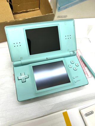 Nintendo DS Lite Celeste Completa