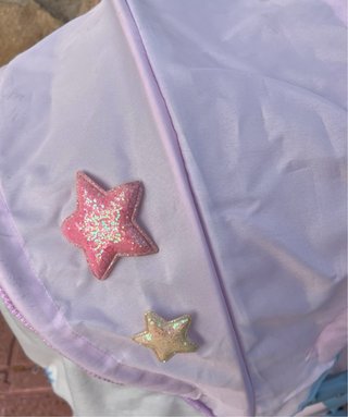 Carrito de juguete rosa y azul