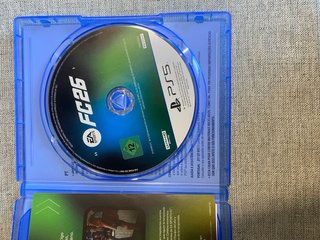 PlayStation 5 + 2 Mandos + 2 Juegos