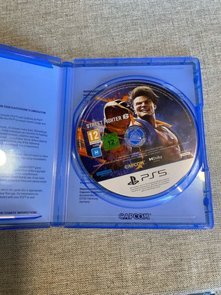 PlayStation 5 + 2 Mandos + 2 Juegos