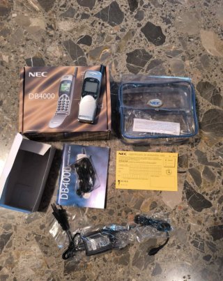 NEC DB4000 Cellulare Vintage