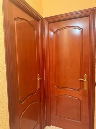 Puertas interior madera maciza