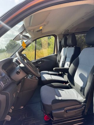 Opel Vivaro 2016